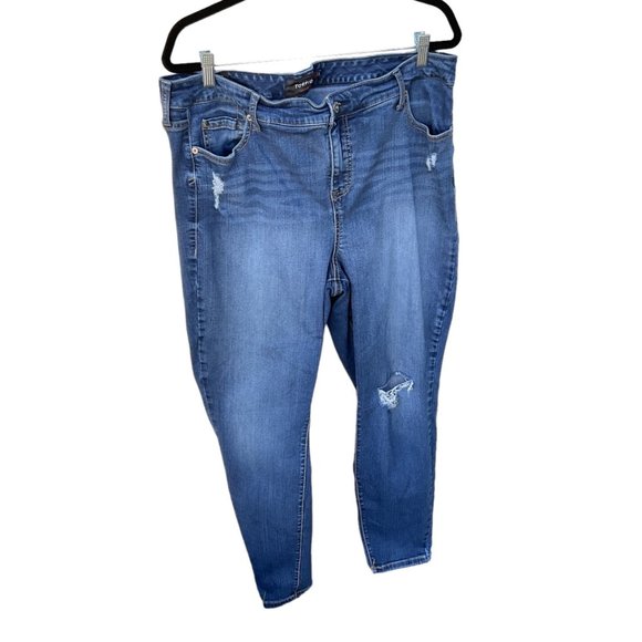 Torrid Premium Woman's Distressed Denim Blue Jeans Size 20R High Rise Curvy - Picture 1 of 16